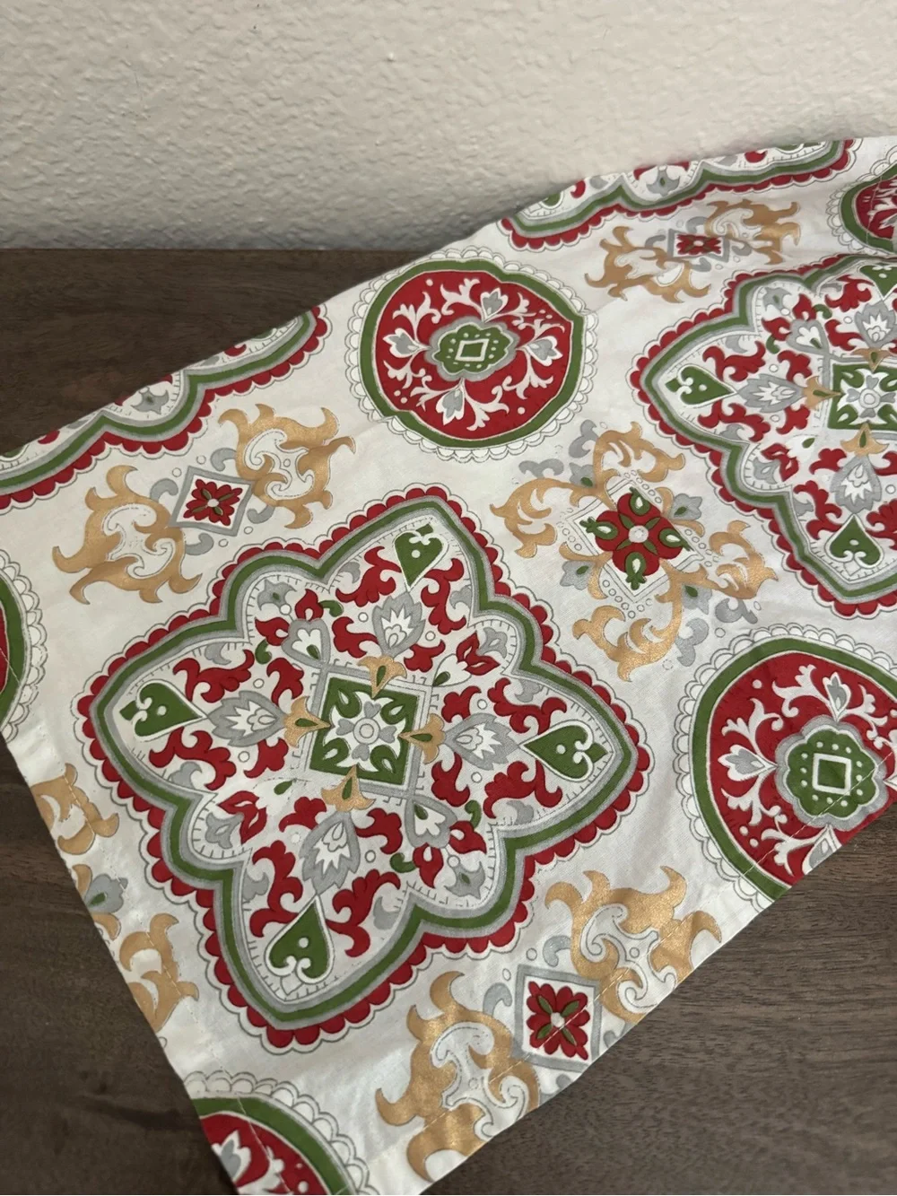 Pier 1 Medallion Print Holiday Christmas Napkin